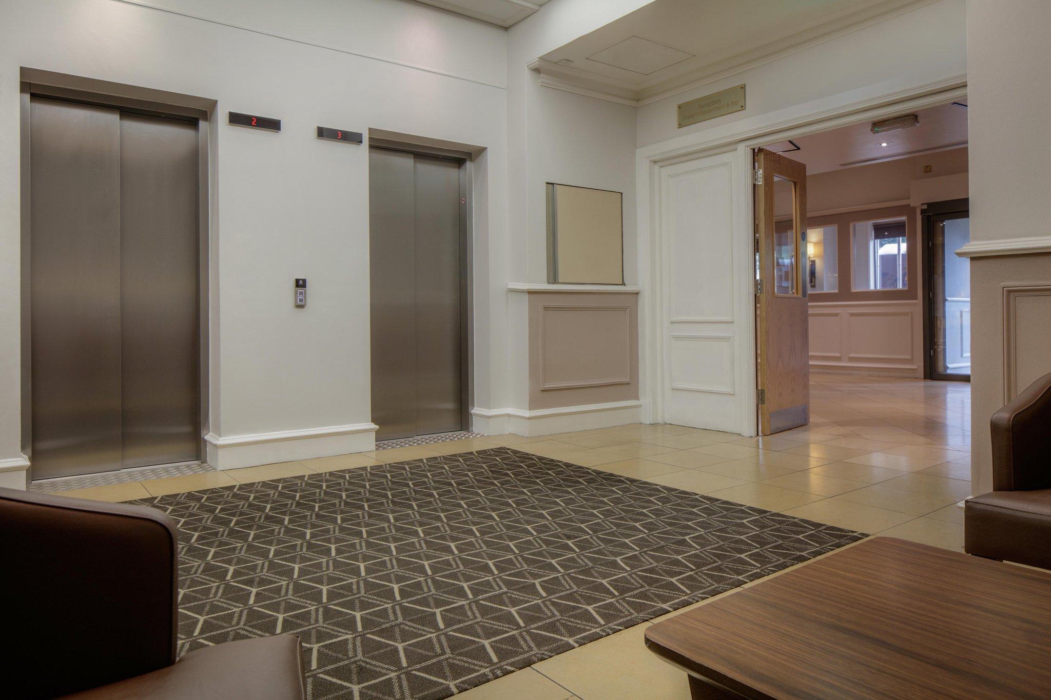 Hilton 4*